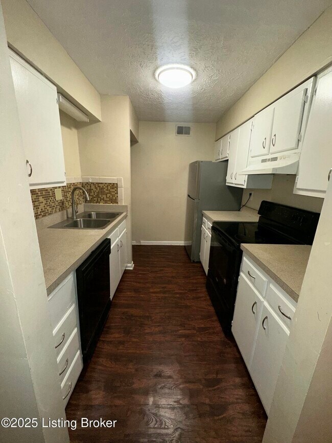 Building Photo - 3502 Lodge Ln