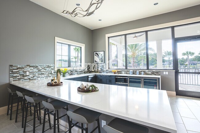 Building Photo - 27349 St Andrews Ave