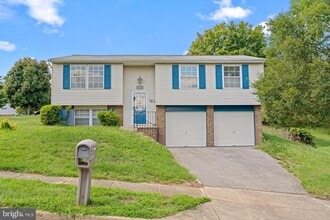 Building Photo - 3500 Manis Rd