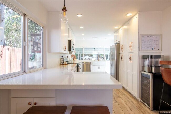 Building Photo - 24656 Shadowfax Dr