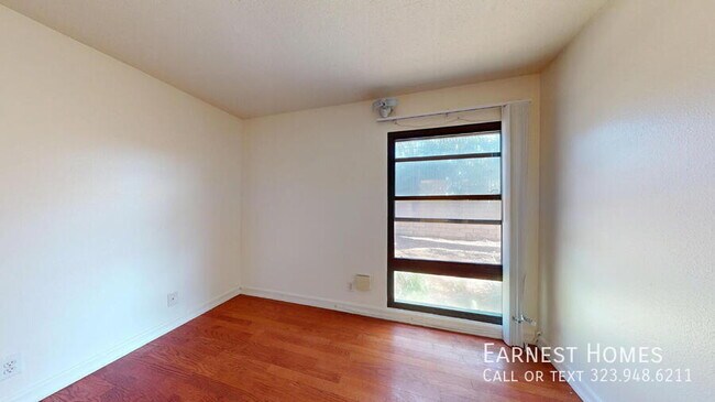 Building Photo - 7777 W 91st St