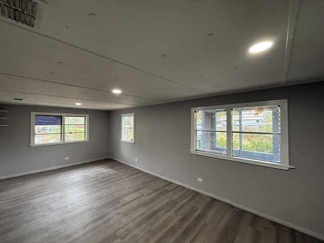 Building Photo - 54588 Marlee Rd