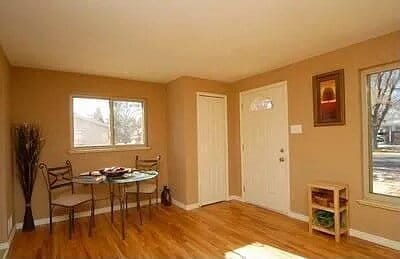 Building Photo - Available Now!  Fantastic 5br/2ba Remodele...