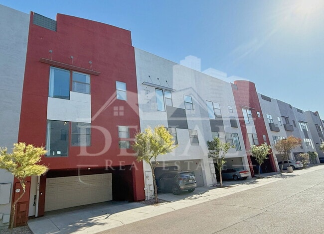 Building Photo - 4710 E Culver St
