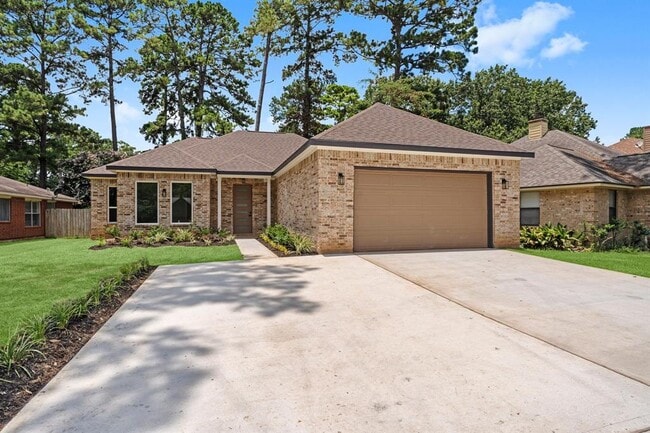Building Photo - 327 Paradise Ln