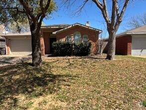 Building Photo - 5728 Northfield Dr