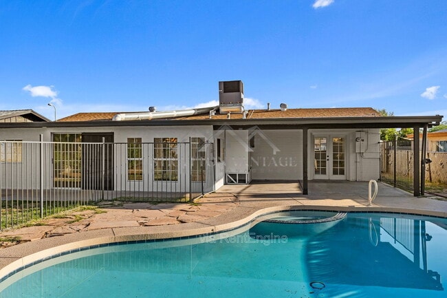 Building Photo - 7428 E Carol Cir