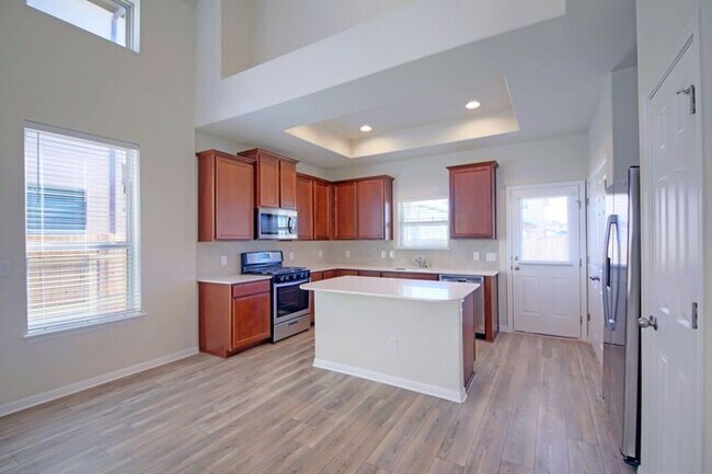 Building Photo - Charming 4 beds 3.5 baths in Leander