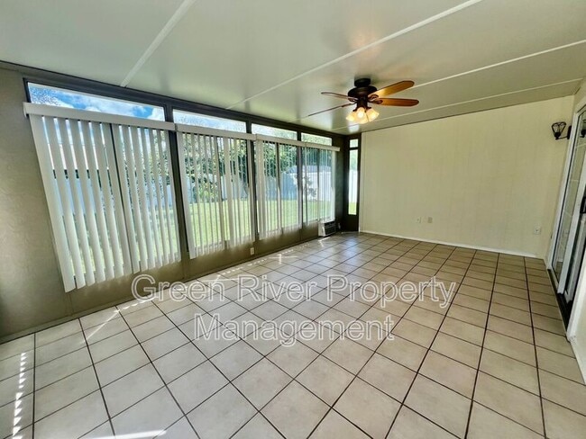 Building Photo - 13140 Staffordshire Dr S