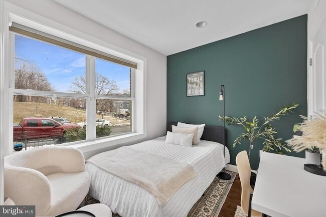 Building Photo - 1363 Childress St NE