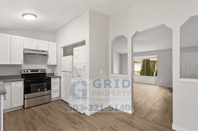 Building Photo - Gorgeous 2BR Home In the Heart of Tualatin!