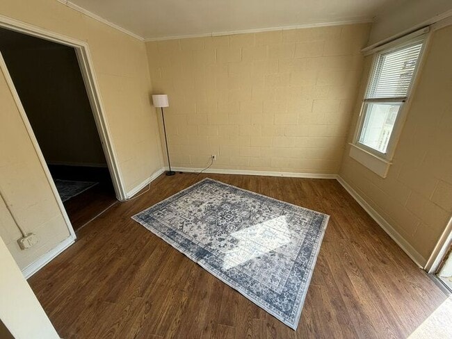 Building Photo - 1 Bed 1 Bath Available Now at Gurley Flats in Durham!
