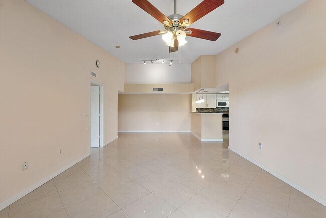 Building Photo - 5011 Wiles Rd