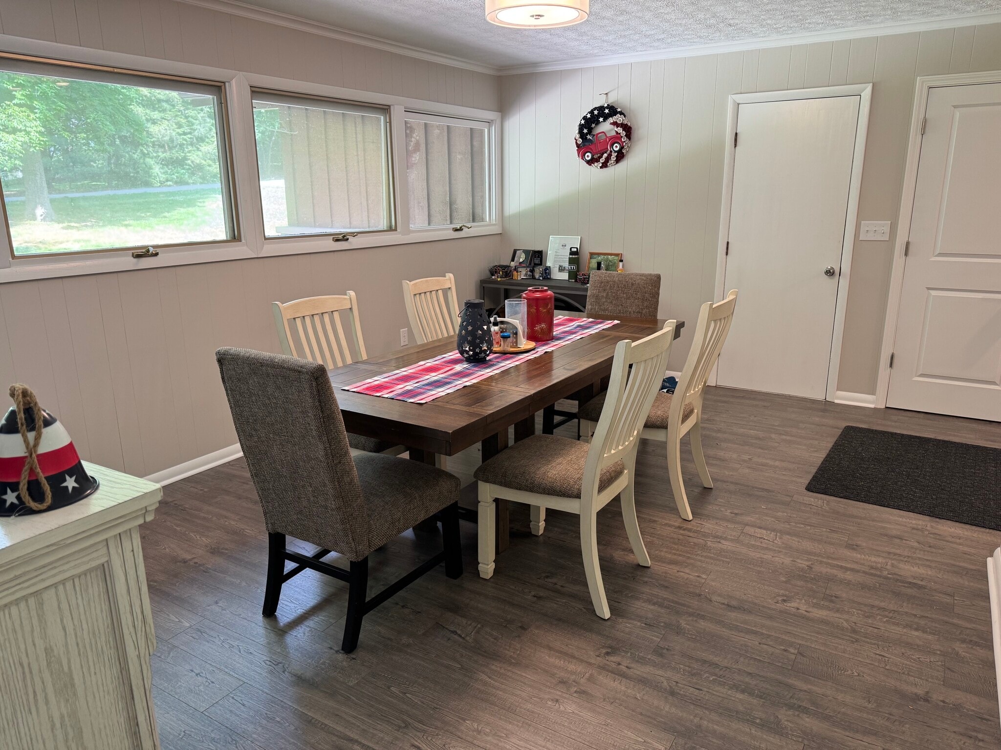Dining Room - 1466 Lake Roger Dr