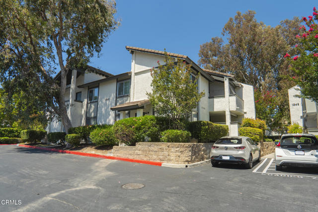 Building Photo - 1340 E Hillcrest Dr