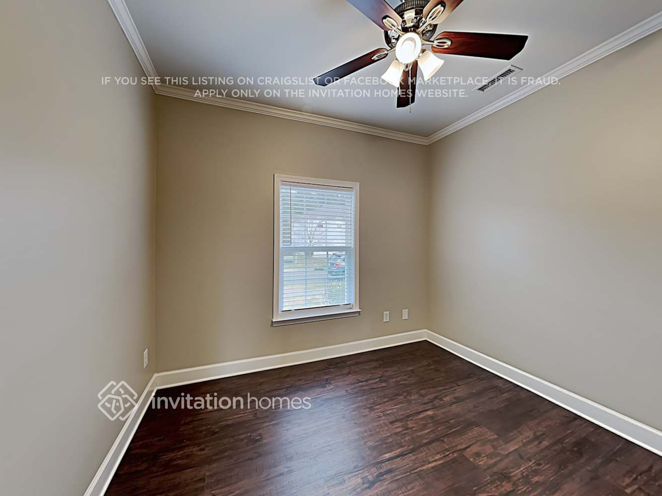 Building Photo - 1019 Sweet Gale Dr