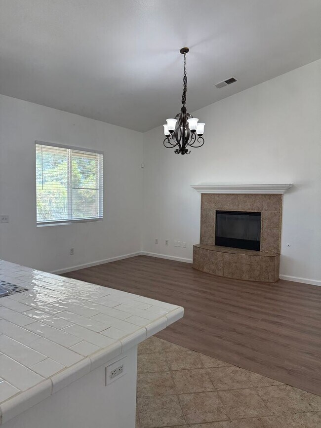 Building Photo - Spacious 4-Bedroom Home with Office, 3 Full Baths, and Modern Amenities