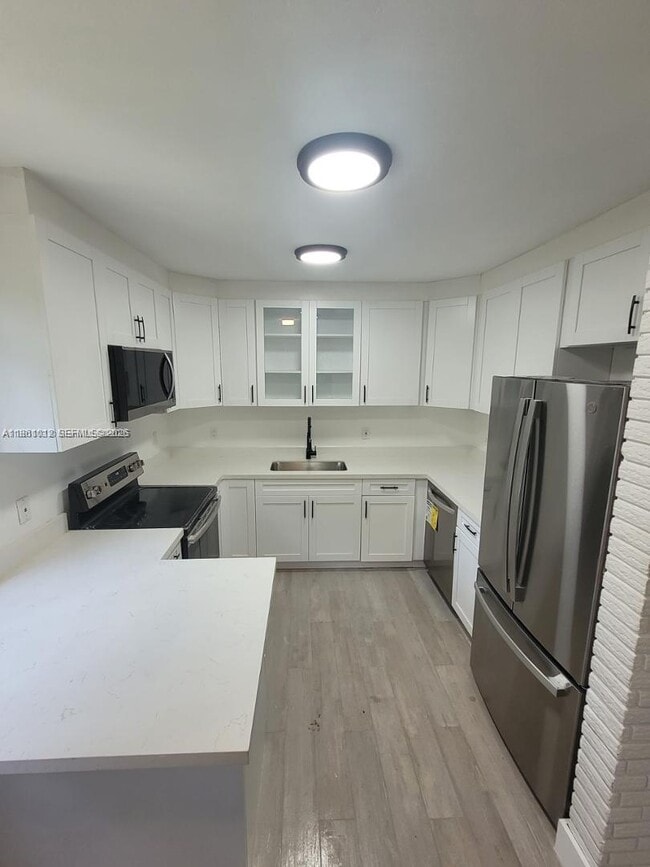 Building Photo - 2823 Polk St