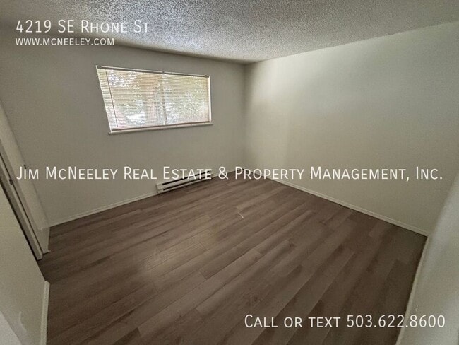 Building Photo - 4219 SE Rhone St