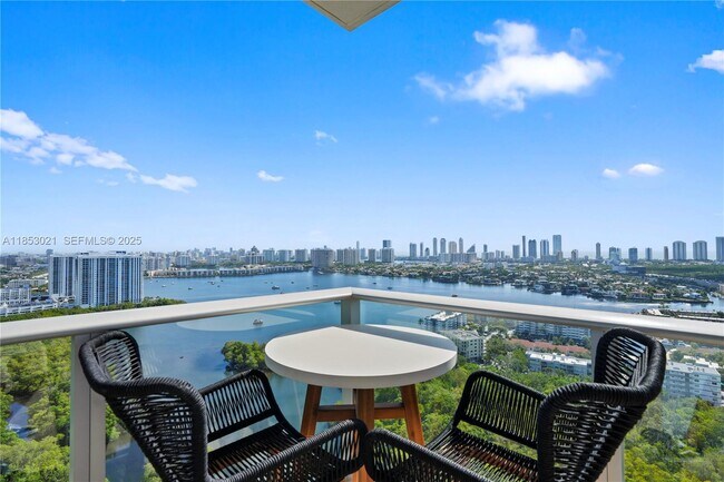 Building Photo - 16385 Biscayne Blvd