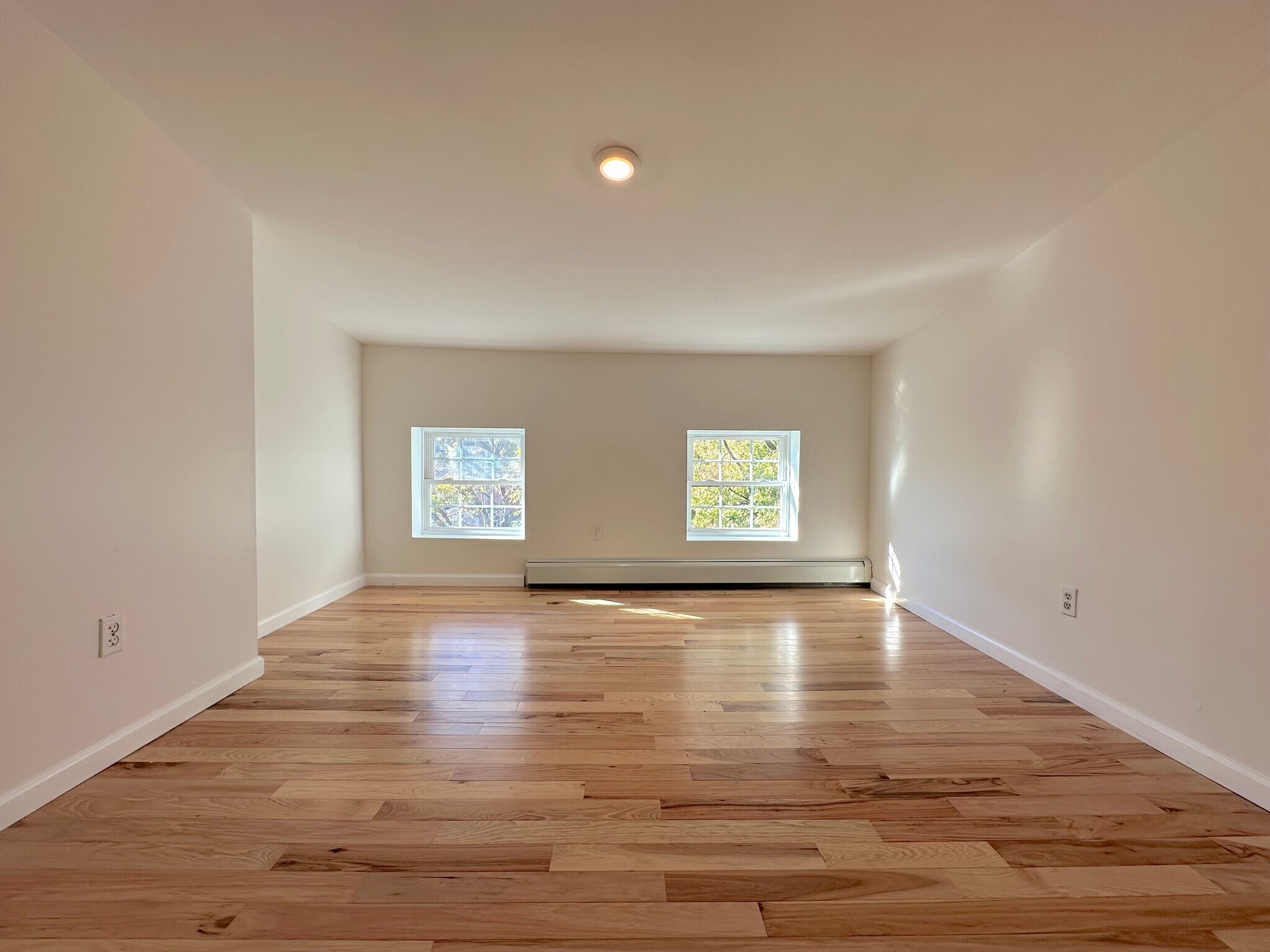 Building Photo - 71 Liberty St