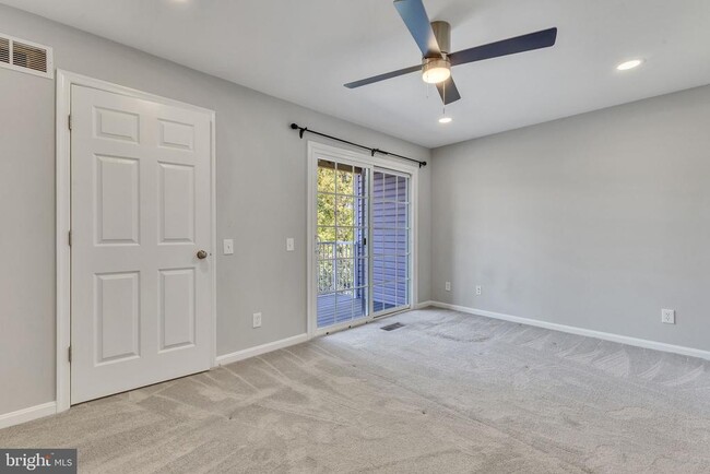 Building Photo - 5980 Kimberly Anne Way
