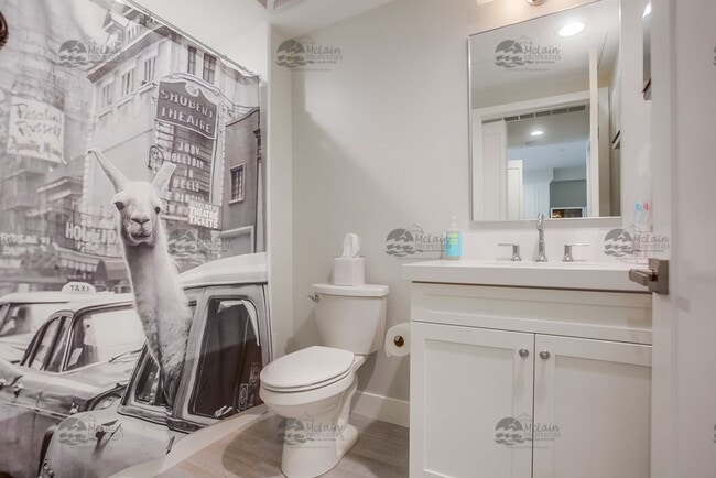 Building Photo - LUXURY 2 Bedroom with AC and Washer/Dryer, DOWNTOWN CARLSBAD VILLAGE