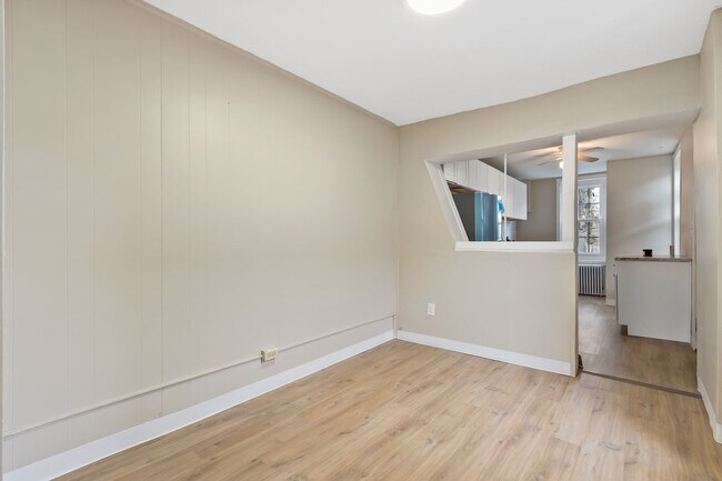 Building Photo - 5843 Magnolia St