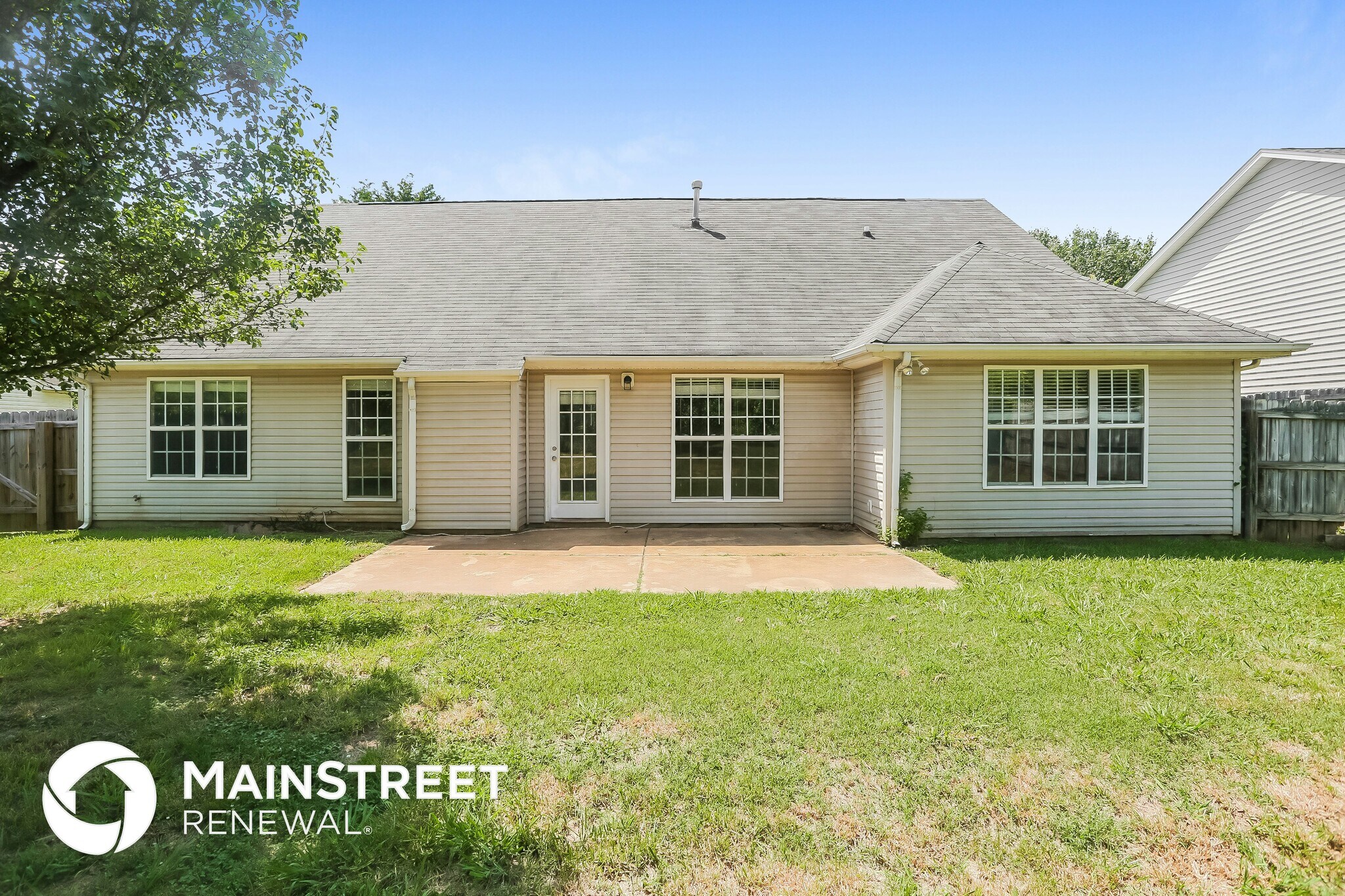 Building Photo - 13503 Willow Falls Rd