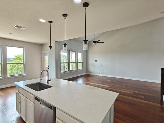 Building Photo - 5308 Traviston Dr