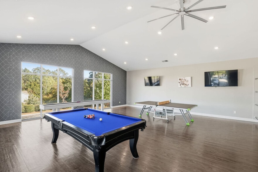 Building Photo - 205 Tiliwa Ct