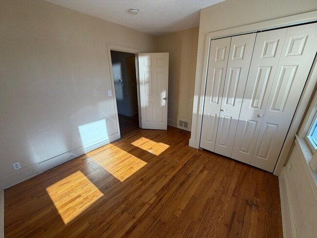 Building Photo - 242-244 Orange Street