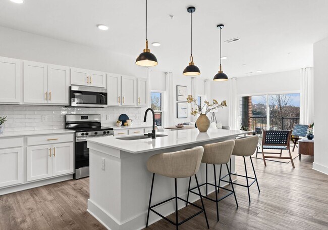 Building Photo - Beautiful NEW 2-Bed, 2- Bath Apartment in Rock Hill!