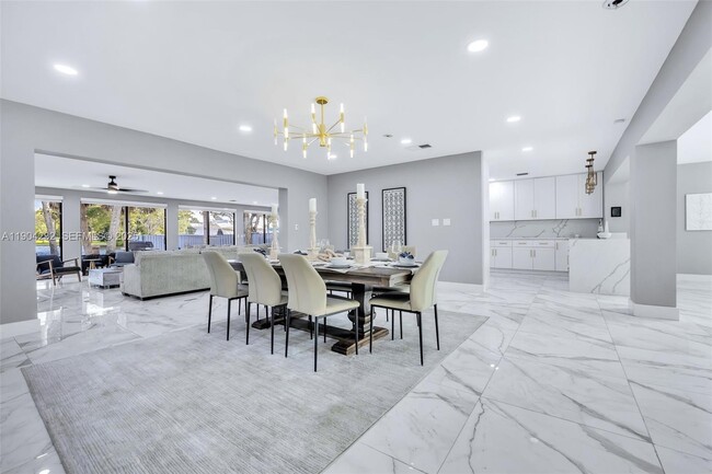 Building Photo - 1030 SW 14th Terrace