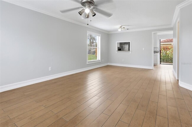 Building Photo - 1600 Little Falls Cir