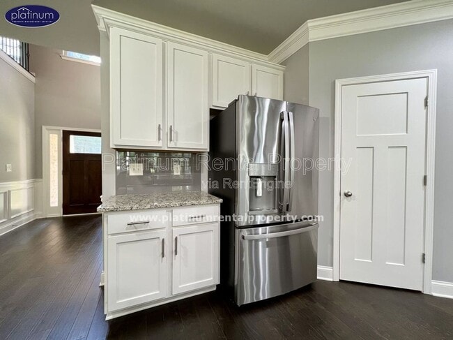 Building Photo - 2435 Kemp Dr NW