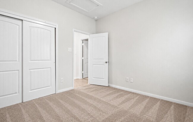 Building Photo - 8018 Fijian Cypress Dr