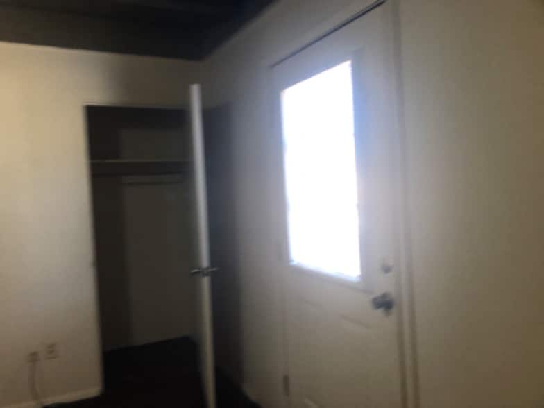 Building Photo - 208 E Starr Ave