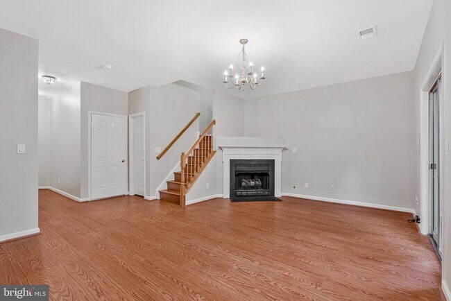 Building Photo - 2504 Woodrow Wilson Dr