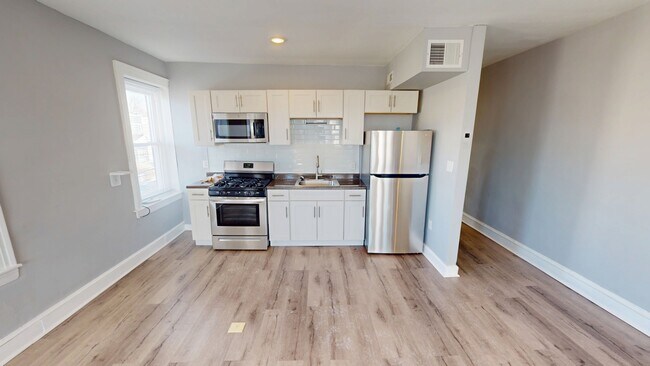 Building Photo - 5861 Cedar Ave