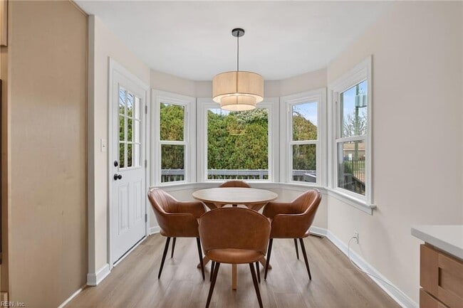 Building Photo - 7125 Grayfalcon Dr