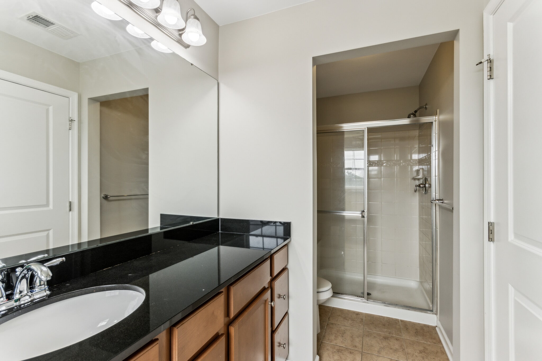 Master Bathroom - 3107 Alliance Ct