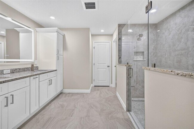 Building Photo - 12038 San Angela Dr