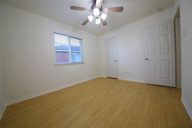 Building Photo - 9723 Misty Vine Ct