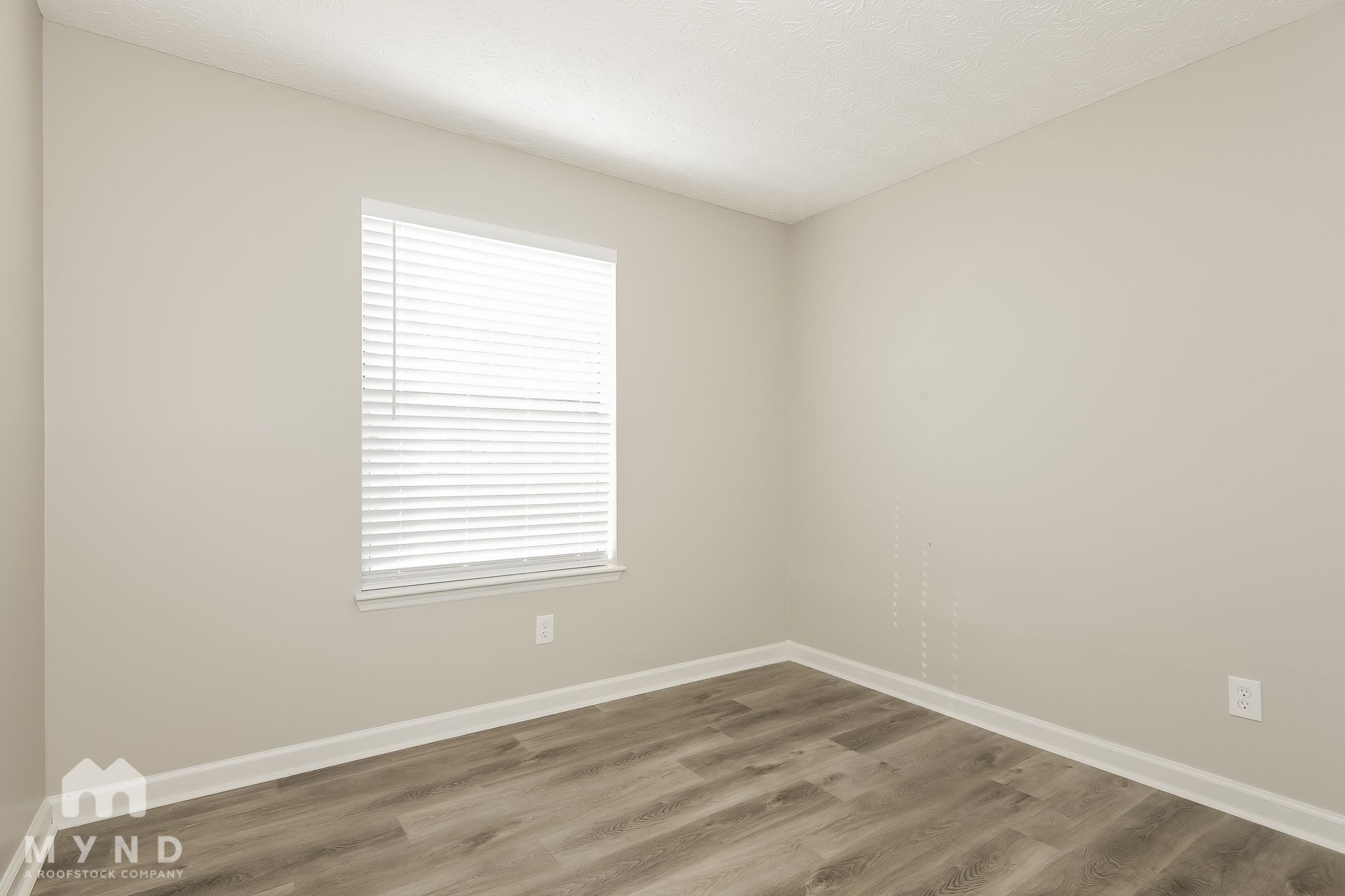 Building Photo - 10314 Wisteria Ln