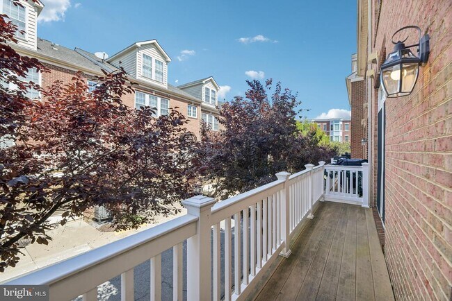 Building Photo - 7979 Vigne Ct