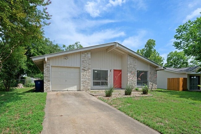 Building Photo - 7009 Isabelle Dr