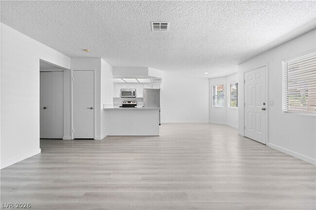 Building Photo - 1409 Cinder Rock Dr