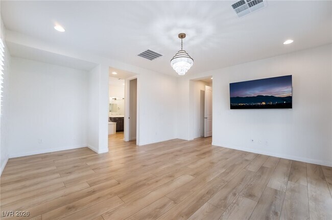 Building Photo - 6348 Skystone St