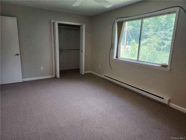 Building Photo - 2 Elmhurst Ave